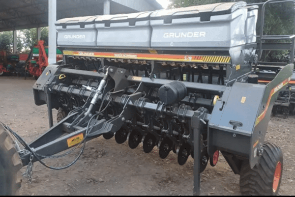 SEMEADORA FANKHAUSER 19L C Leilão Agro Auriverde
