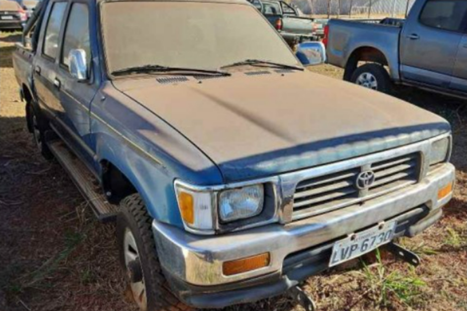 Tesouros do Crime: Leilão da PF Vende Hilux (R$ 4.160), F1000 (R$ 3 Mil) e Golf (R$ 1.500)! Sua Grande Oportunidade de Ganhar Dinheiro!