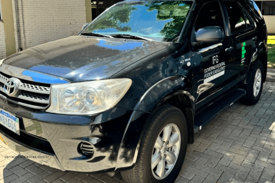 Renda Extra com Frota Institucional: Leilão do IFG Vende SW4, Amarok e Ranger (R$ 8 Mil) e Carros Populares a Partir de R$ 3.600!
