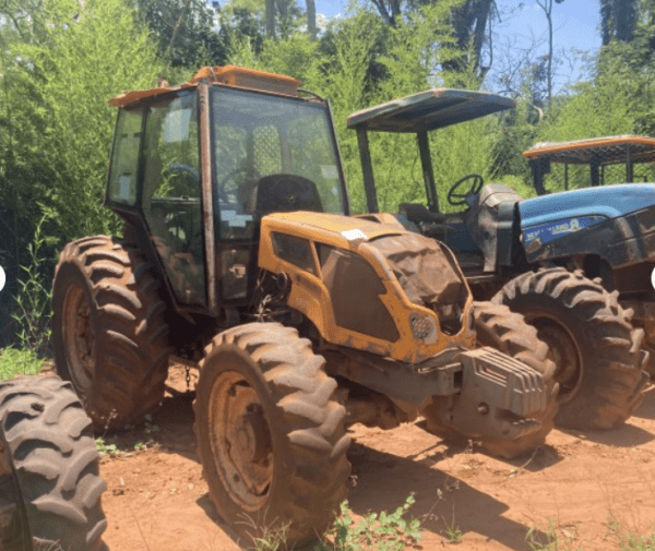 Trator Agrícola Valtra A750 CR Leilão Agronegócio Vende Tratores