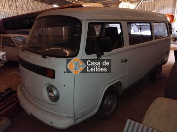 CAMIONETA - Volkswagen KOMBI Leilão de veiculos prefeitura