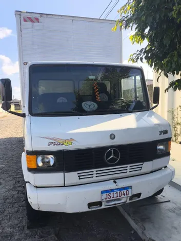 Caminhão Mercedes Benz 710 Leilão veiculos de Companhia de Transito