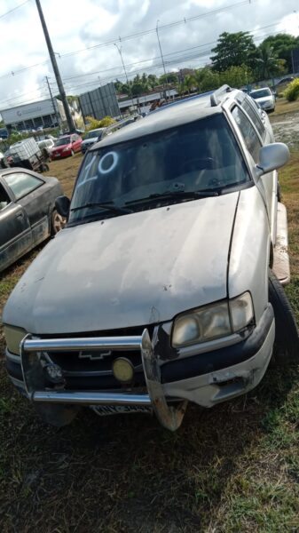Caminhonete CHEVROLET S10 Leilão da PRF reúne mais de 600 veículos