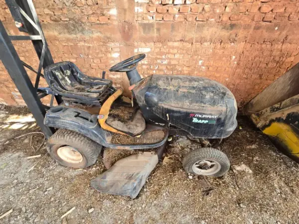 Cortador de Grama MURRAY TRAPP Leilão da Prefeitura do Paraná