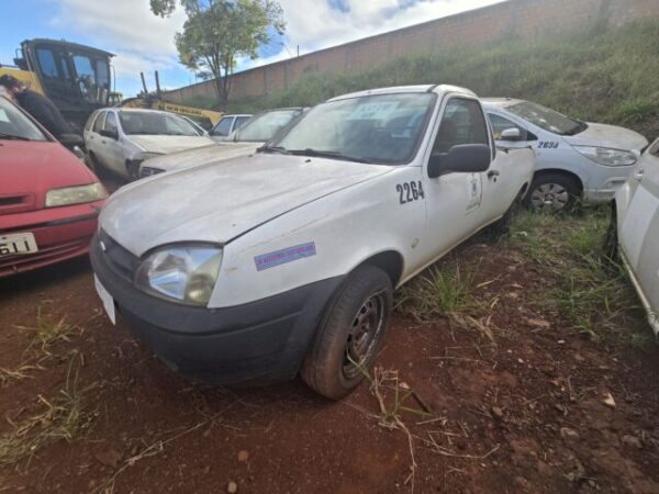 FORD COURIER Leilão da Prefeitura de Cascavel