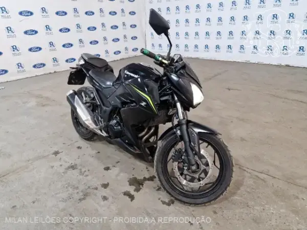 KAWASAKI Z300 ABS GASOLINA Leilão de veículos retomados de financiamento em São Paulo