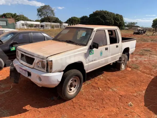 L200 TRITON 2.5 05PSG 4X4 MITSUBISHI leilão de viatura do exercito