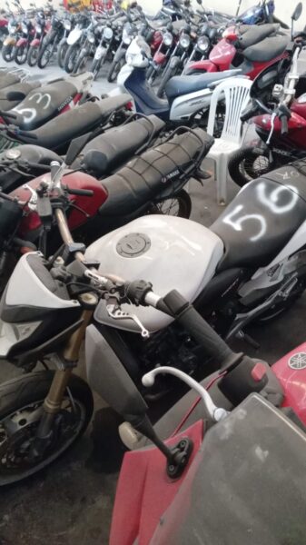 Motos HONDA CB600F HORNET Leilão da PRF tem motos Hornet, Falcon, XRE e YBR a partir de R$ 400