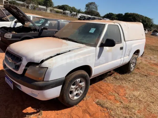 PICAPE EMP GE S10 2.2 4X2leilão de viatura do exercito