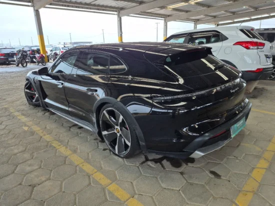 Porsche Taycan 4CT 2023 2024 Elétrico Leilão de Seguradora tem carro de Luxo e motos premium