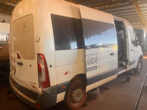 RENAULT MASTER leilão veiculos de prefeitura