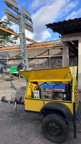 TORRE DE ILUMINAÇÃO SOLAR COM GERADOR DIESEL Mega Leilão tem 52 geradores de Energia e Torre de Iluminação Solar