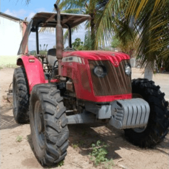 TRATOR DE PNEU MASSEY FERGUSSON Leilão de frota do Governo Estadual oferece Sprinter, trator e caminhões a partir de R$ 7 mil