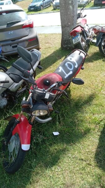 YAMAHA YBR 125KLeilão da PRF tem motos Hornet, Falcon, XRE e YBR a partir de R$ 400