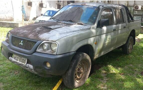 CAMINHONETE 4X4 MITSUBISHI L 200 Leilão veiculos do Governo Federal