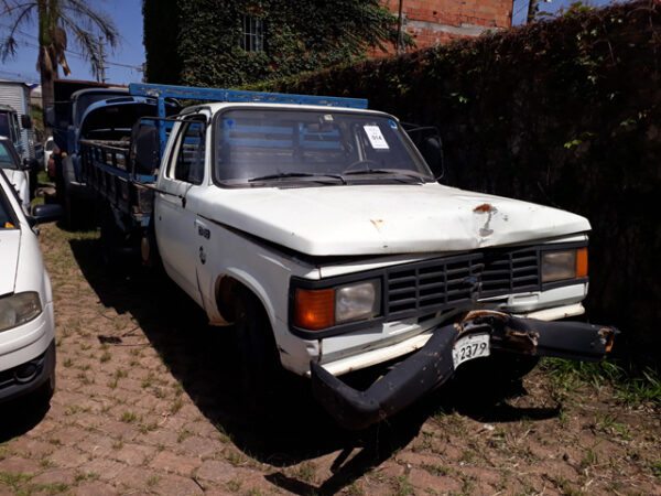 Caminhão CHEVROLET D40 Leilão de veículos Prefeitura em SP1