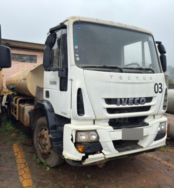 Caminhão Iveco Tector Leilão da Prefeitura de Itabira MG Sprinter a R$ 11 mil e Caminhão Iveco a partir de R$ 25 mil - Copia