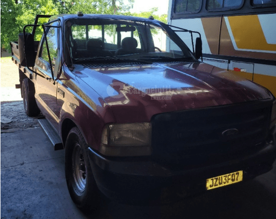 Caminhão Marca Ford Modelo F350 G Leilão de veiculos empresa falida