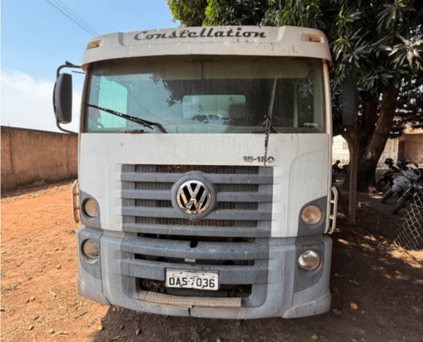 Caminhão VOLKSWAGEN 15.180 CNM leilão veiculos prefeitura