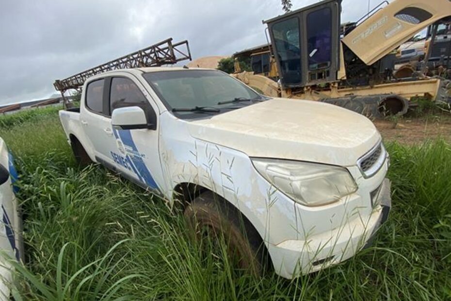 Caminhonete CHEVROLET S10 CD Leilão de veiculos frota de prefeitura