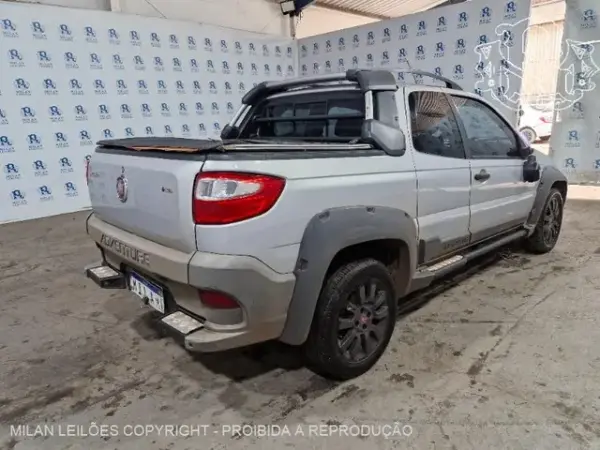 FIAT STRADA ADVENTURE Leilão em SP tem carros, caminhões e pneus