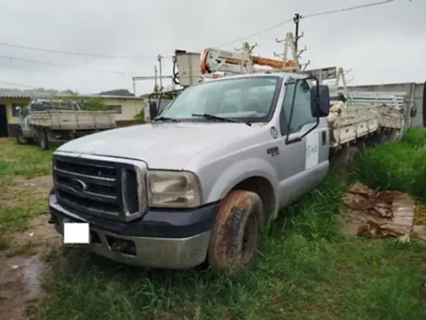 FORD F350 G Leilão de Empreiteira tem caminhão e caminhonete