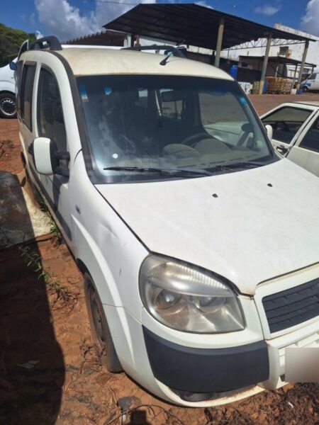 Fiat Doblo Essence Leilão veiculos de prefeitura
