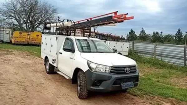 HILUX Caminhonetes 4x4 Diesel Leilão de Companhia de Energia