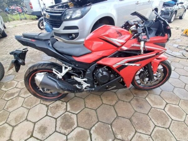 HONDA CBR 500R Motos e Carros de Luxo em Até 60x leilão de veiculo em são paulo