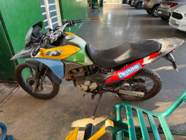 HONDA XRE 300 leilão veiculos prefeitura