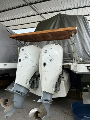 Lancha 370 GTX FOCKER Leilão de apreensões da policia Civil