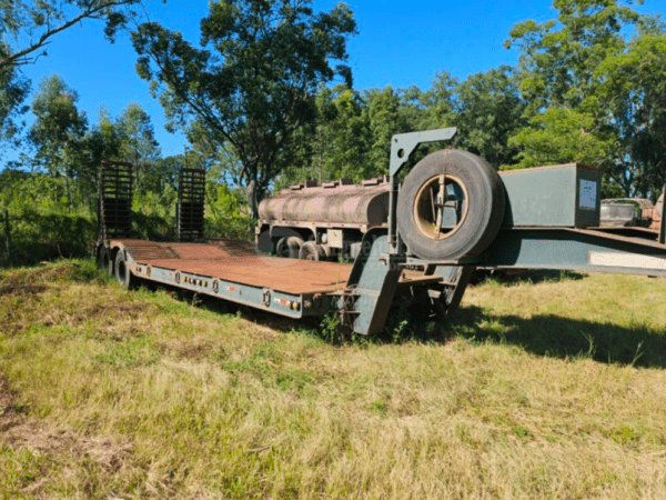 REBoque RANDON SR CT RB Leilão do Exército