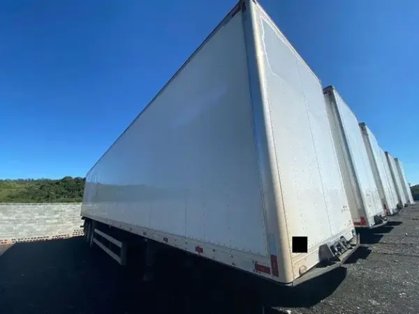 SEMIRREBOQUE BAÚ FACCHINI 1 Leilão renovação de frota da TNT FedEx