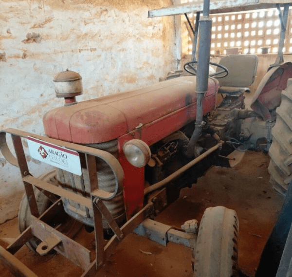 Trator MASSEY FERGUSON Leilão veiculos de frota do governo estadual