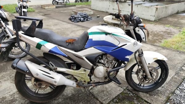 Yamaha Fazer 250 Leilão de frota do Departamento de Trânsito