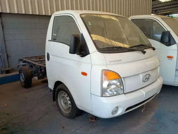 CAMINHÃO HYUNDAI HR leilão veículos caoa