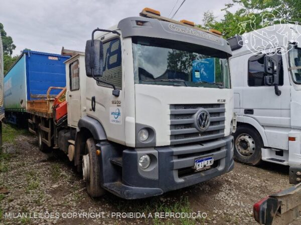 Caminhão VW 17.230 CRM 4X2 - COM MUNCK Leilão de Veiculos em São paulo