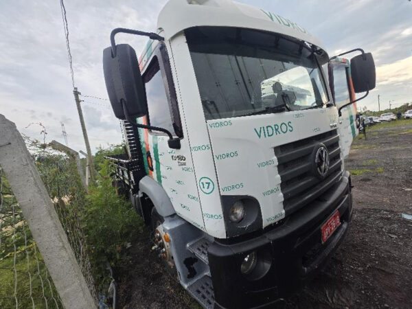 Caminhão Volkswagen 13.180 leilão veiculos PRF