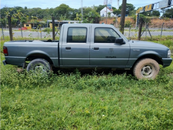 Caminhonete FORD RANGER 4X4 leilão de viaturas marinha do brasil