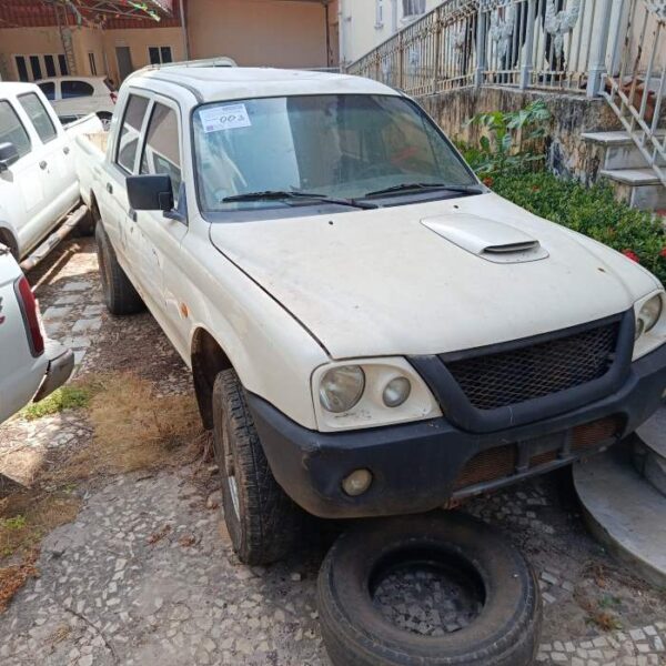 Caminhonete MITSUBISHI L200 4X4 leilão veiculos icmbio
