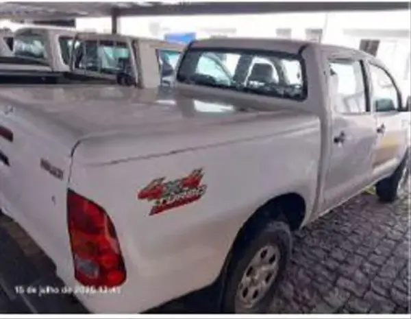 Caminhonete TOYOTA HILUX 4x4 DNIT realiza leilão de sua frota com caminhonetes 4x4