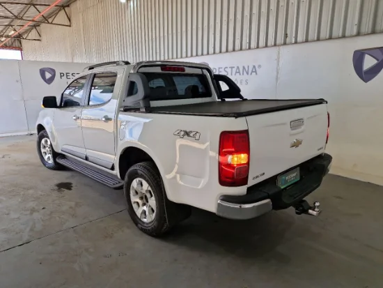 Chevrolet S10 LTZ Bradesco realiza leilão de veículos retomados com carro Elétrico e Tratores