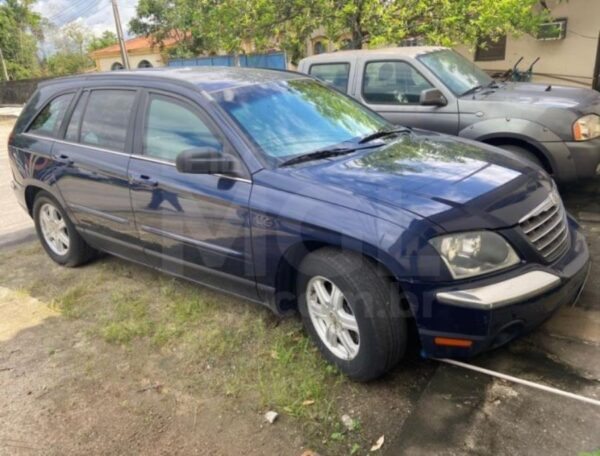Chrysler Pacifica leilão veiculos de universidade federal