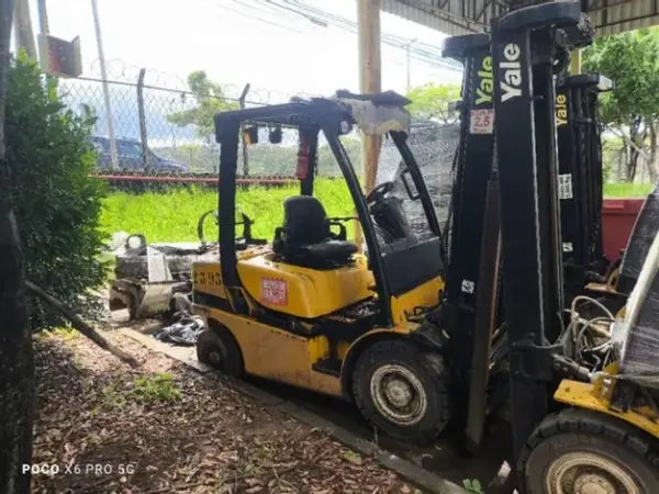 EMPILHADEIRA A GÁS YALE 50VX Leilão veiculos coca-cola fensa
