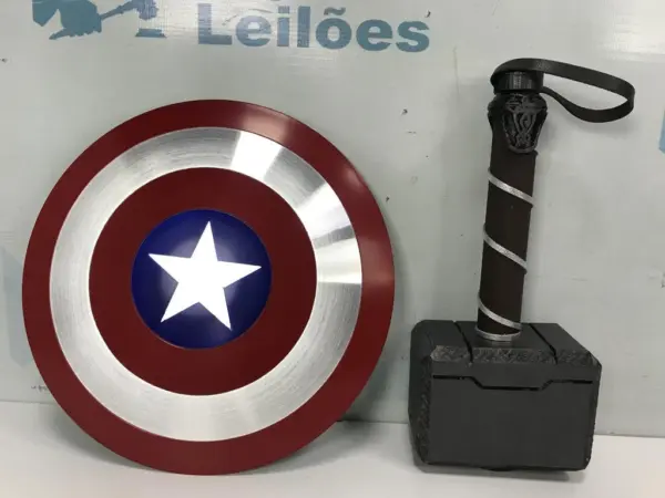 ESCUDO DO CAPITÃO AMERICA Leilão da embaixada dos Estados Unidos