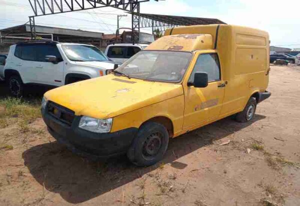 FIAT Fiorino Furgao Leilão veiculos do Detran