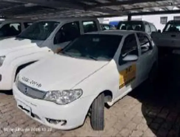 FIAT PALIO HLX DNIT realiza leilão de sua frota com caminhonetes 4x4