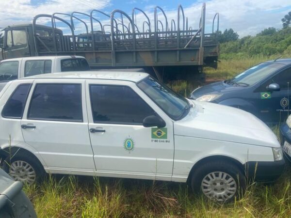 FIAT UNO MILLE Leilão veiculo militar do Exército