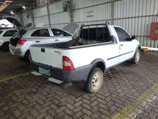 Fiat Strada FIRE leilão veiculos