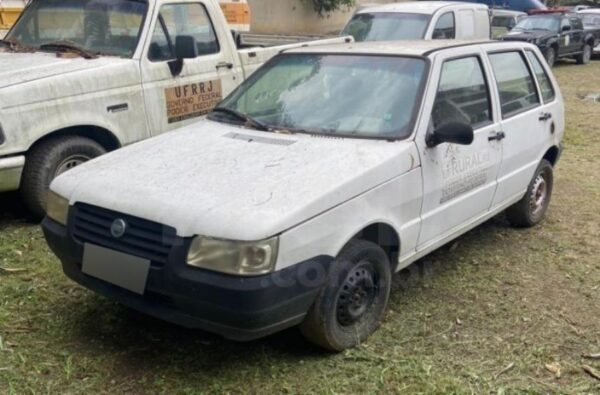 Fiat Uno Mille Fire leilão veiculos de universidade federal